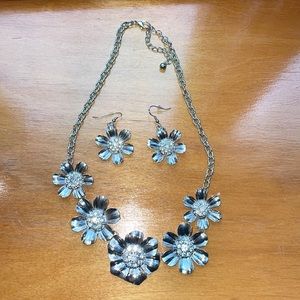 Necklace & Earrings Set